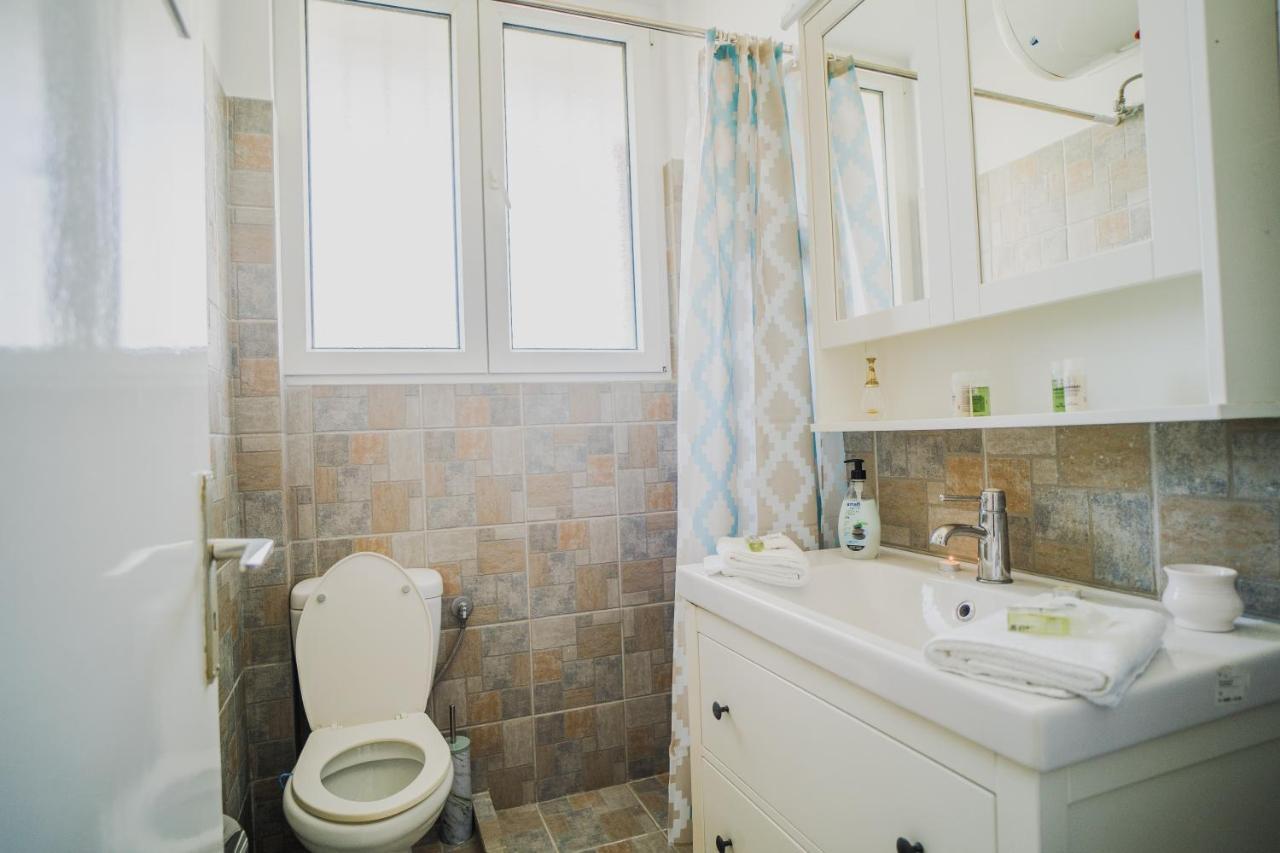 Green Apartment Ground Floor Feel Like Home Properties Saronida Екстер'єр фото