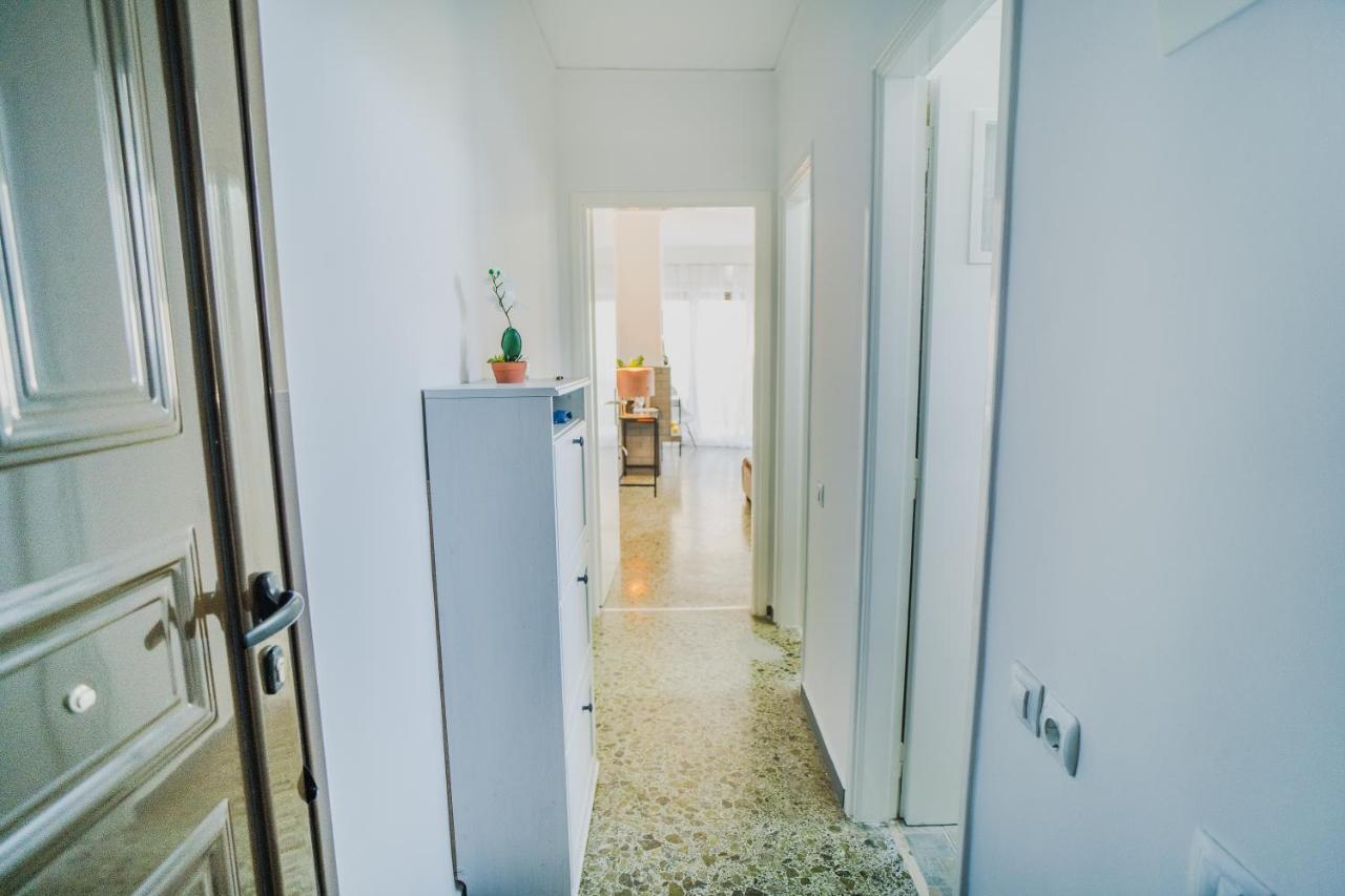 Green Apartment Ground Floor Feel Like Home Properties Saronida Екстер'єр фото