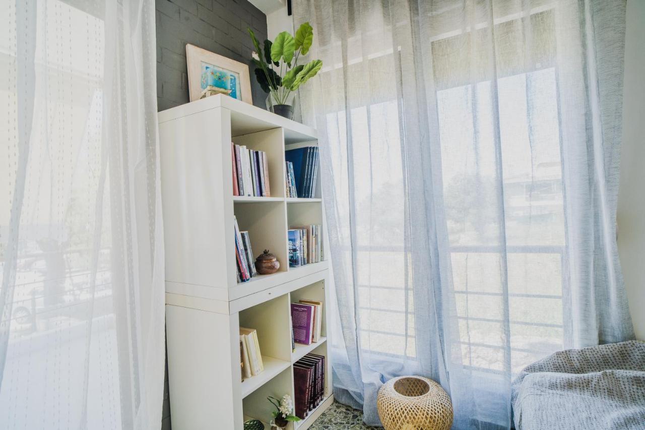 Green Apartment Ground Floor Feel Like Home Properties Saronida Екстер'єр фото