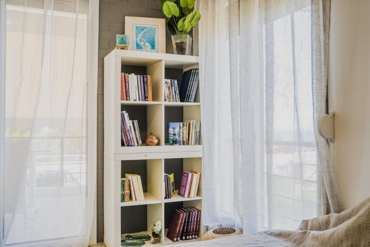Green Apartment Ground Floor Feel Like Home Properties Saronida Екстер'єр фото